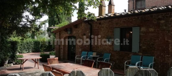 4 bedrooms House in Montaione, Italy No. 35177 7