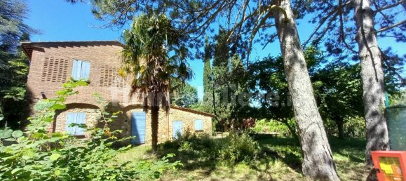 4 bedrooms House in Montaione, Italy No. 35177 28