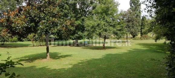 4 bedrooms House in Montaione, Italy No. 35177 2