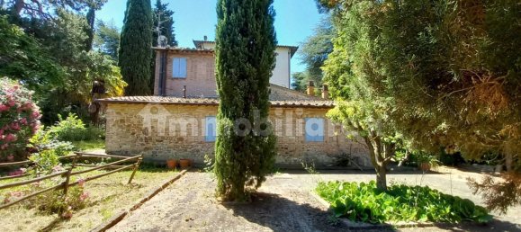 4 bedrooms House in Montaione, Italy No. 35177 22