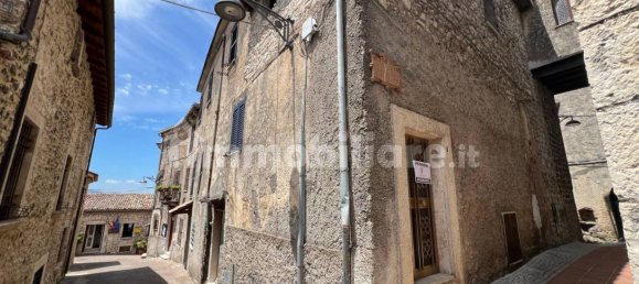 1 bedroom Apartment in Vico nel Lazio, Italy No. 217774 4