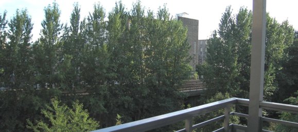 3 rooms House in Mitte, Germany No. 12403 5