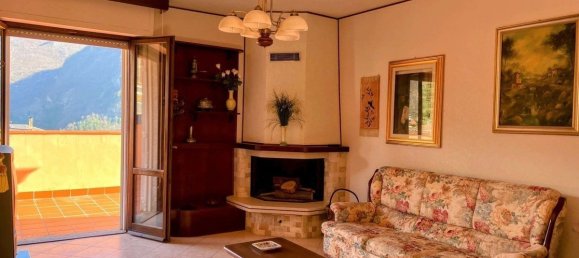 2 bedrooms House in Comano, Italy No. 174893 8