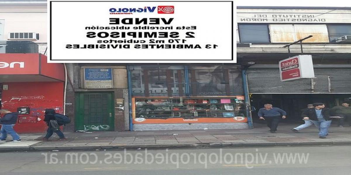 170m² Office in Moron, Argentina No. 27133