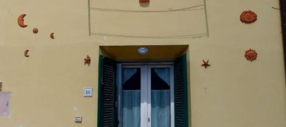 Casa de 2 divisões em San Giuliano Terme, Italy N.º 35568 31