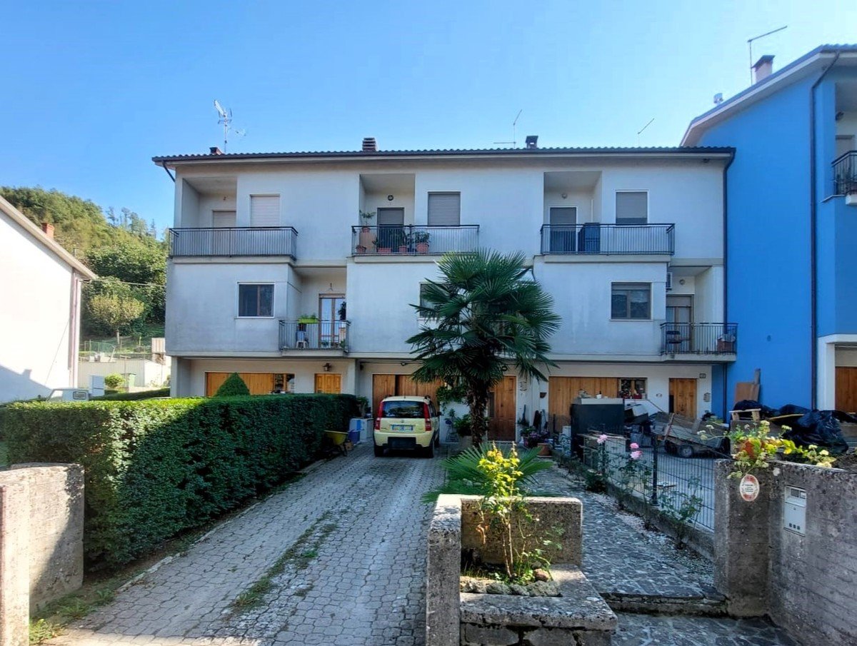 3 chambres Appartement à Mercatello sul Metauro, Italy No. 362163