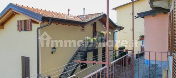 Квартира с 2 спальнями в Чентро Валле Интельви, Италия № 143917 3