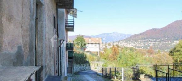 Квартира с 2 спальнями в Чентро Валле Интельви, Италия № 143917 23