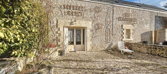 3 Schlafzimmer Haus in Chisseaux, France, Nr. 305997 2