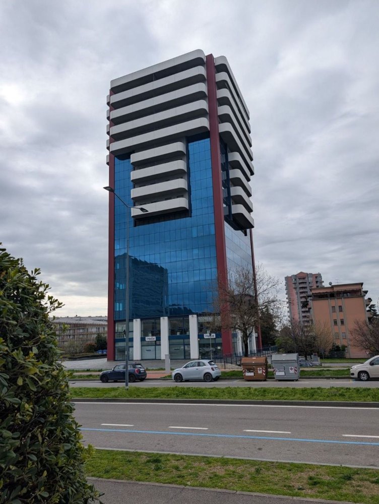 2 bedrooms Apartment in Brescia, Italy No. 390590