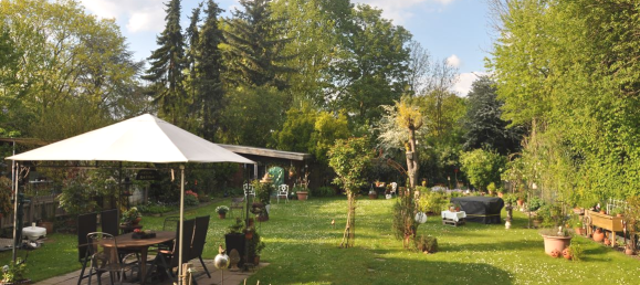 8-salle Villa à Dusseldorf, Germany No. 259049 3