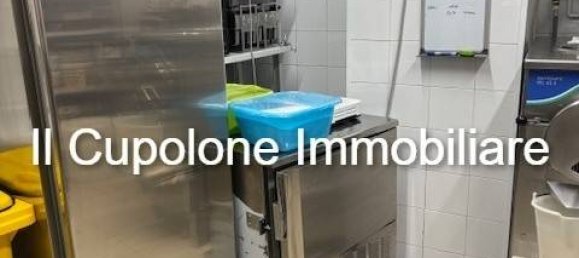 Коммерческая недвижимость с 3 комнатами в Флоренция, Италия № 267690 3