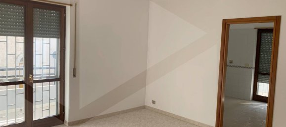 4 rooms Apartment in Casamassima, Italy No. 29423 2