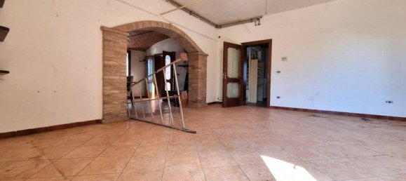 5 rooms House in Carpi, Italy No. 39380 5
