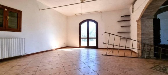 5 rooms House in Carpi, Italy No. 39380 4