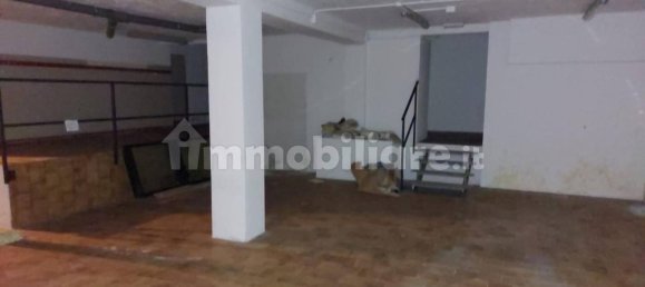 Коммерческая недвижимость 1185м² в Липомо, Италия № 319658 12