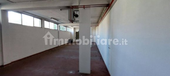 Коммерческая недвижимость 1185м² в Липомо, Италия № 319658 13