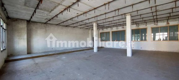 Коммерческая недвижимость 1185м² в Липомо, Италия № 319658 7