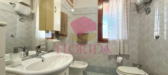 Casa de 3 dormitorios en Ardea, Italy No. 335769 21