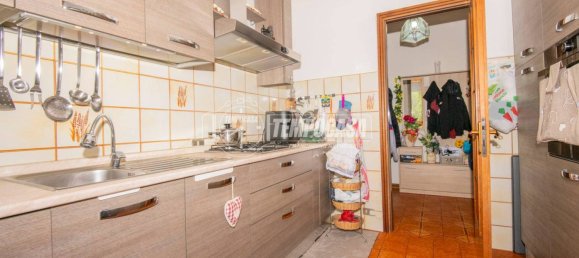 3 chambres Appartement à Modena, Italy No. 299109 4