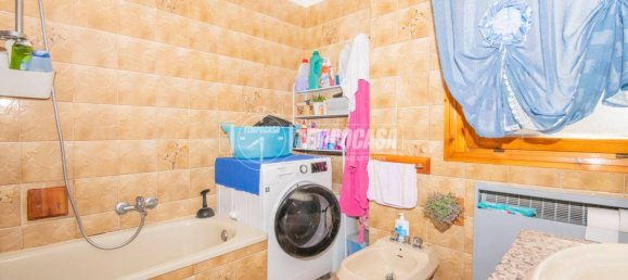 3 chambres Appartement à Modena, Italy No. 299109 10