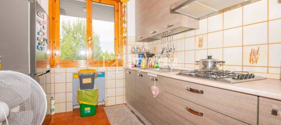 3 chambres Appartement à Modena, Italy No. 299109 2