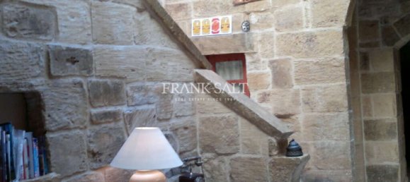 4 غرف نوم منزل في Mosta, Malta رقم 3268 2