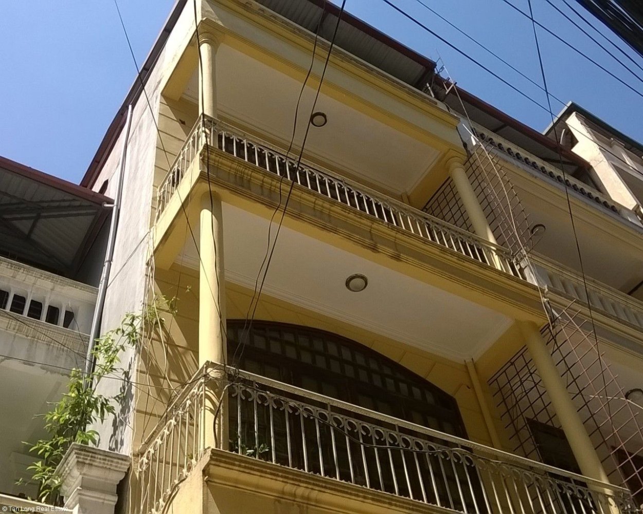 4 bedrooms House in Hai Ba Trung, Vietnam No. 4165