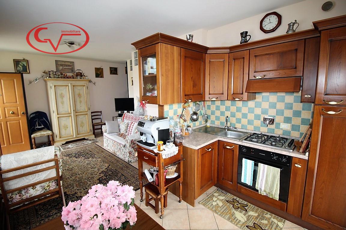 Casa de 4 habitaciónes en Montevarchi, Italy No. 238287