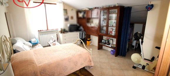 Casa de 4 habitaciónes en Montevarchi, Italy No. 238287 8