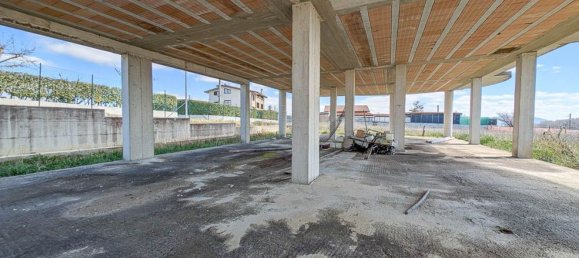 3 rooms Villa in Campobasso, Italy No. 147286 2