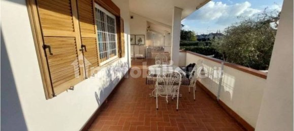 Дом с 4 спальнями в Рим, Италия № 273174 8