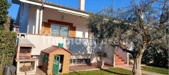 Дом с 4 спальнями в Рим, Италия № 273174 9