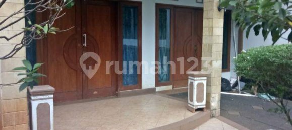 6 bedrooms House in Jakarta, Indonesia No. 1377 10