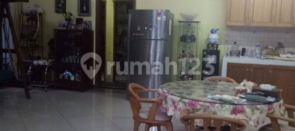 6 bedrooms House in Jakarta, Indonesia No. 1377 13