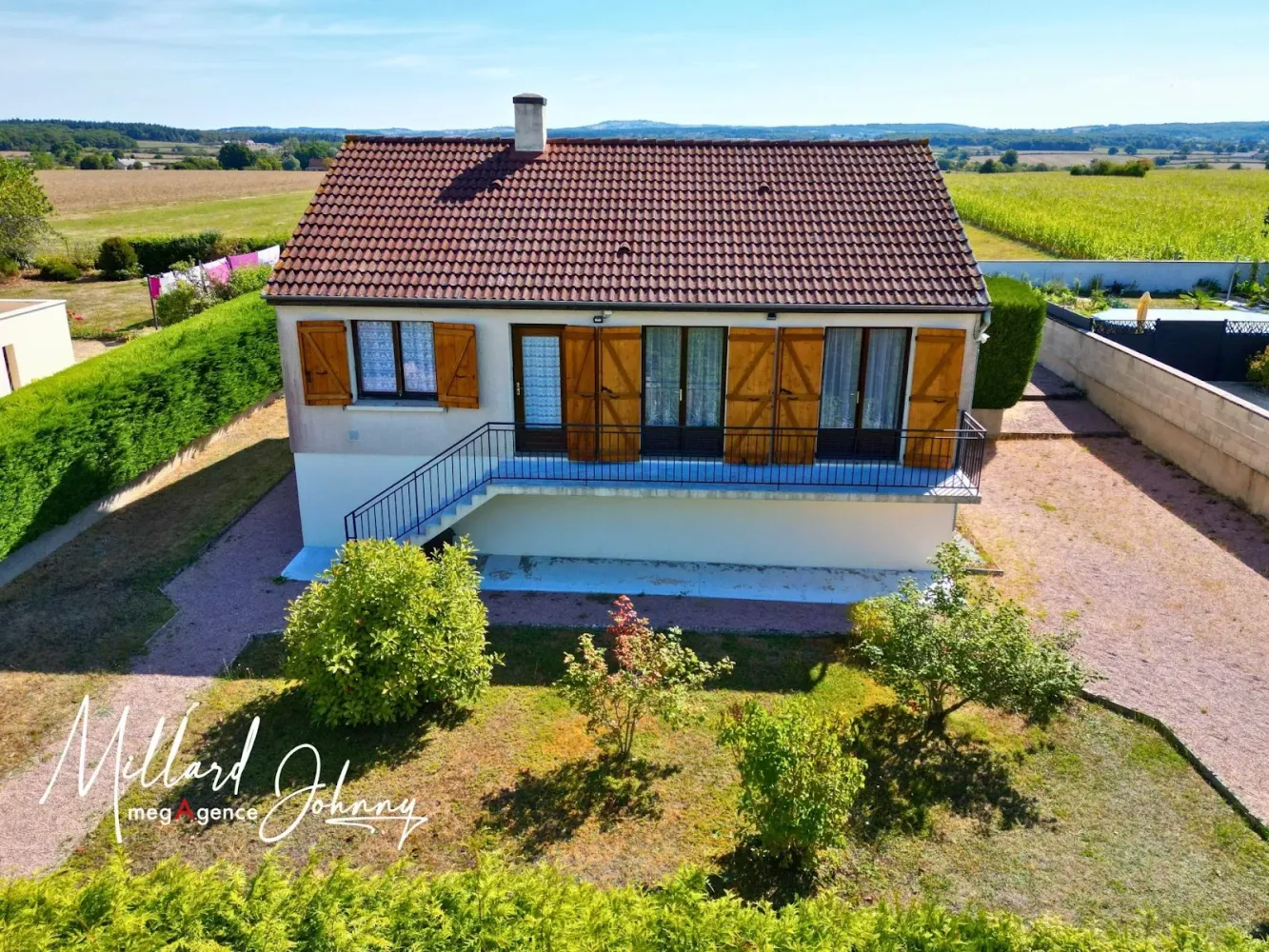 2 Schlafzimmer Haus in Ciry-le-Noble, France, Nr. 348153