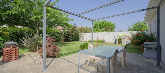 2 Schlafzimmer Haus in Montaigut-sur-Save, France, Nr. 339670 3