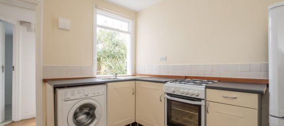 1 bedroom Apartment in London, United Kingdom No. 13909 8