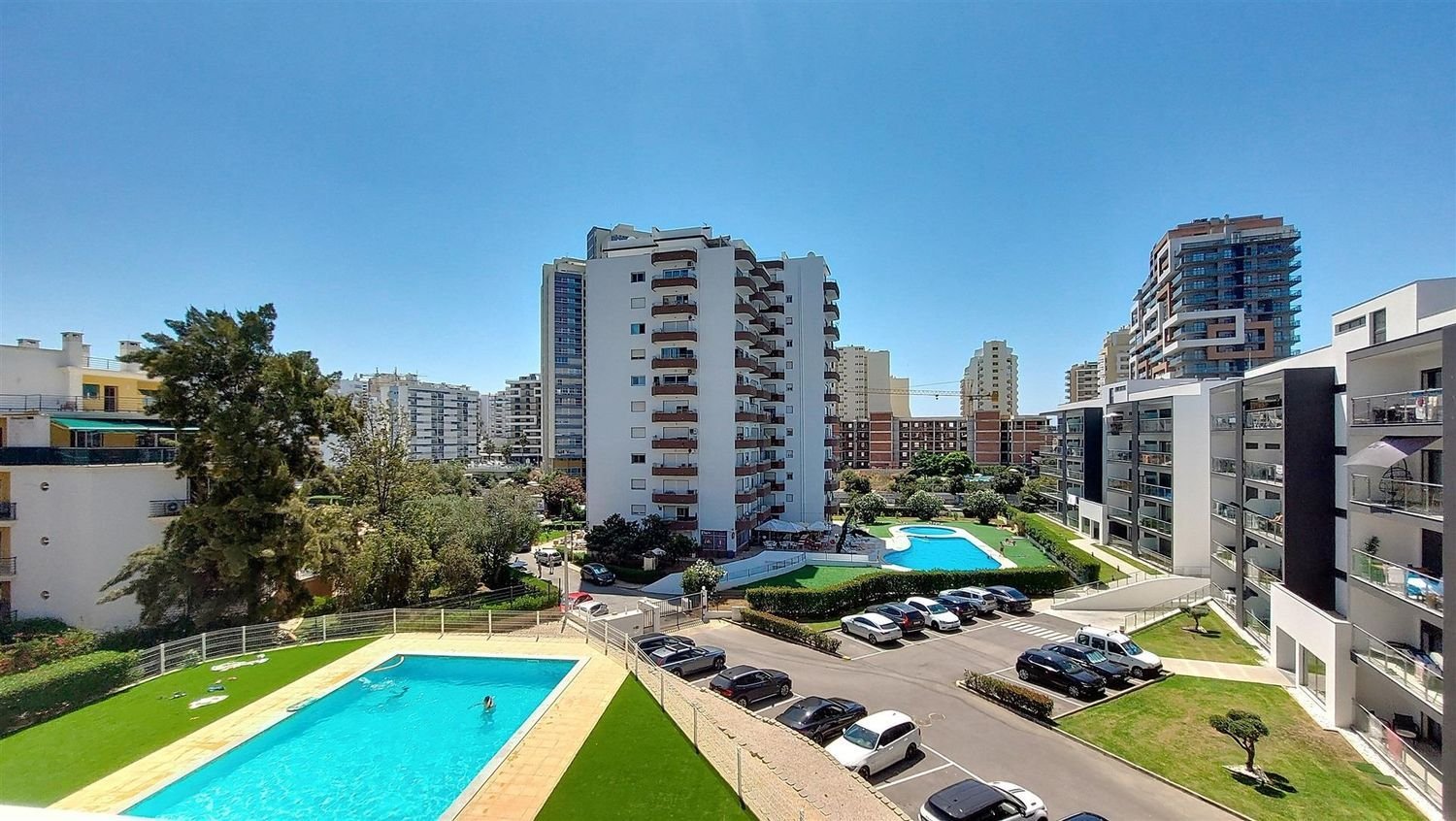 2 bedrooms Apartment in Portimao, Portugal No. 243724