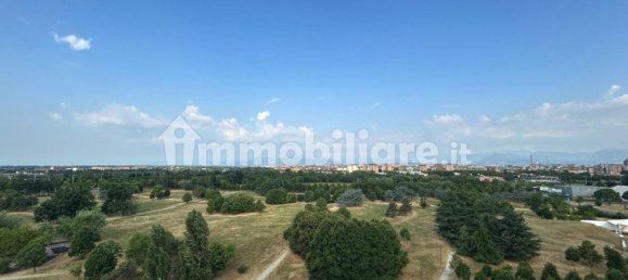 2 bedrooms Apartment in Turin, Italy No. 335395 11