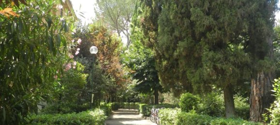 Квартира с 3 комнатами в Рим, Италия № 190718 3