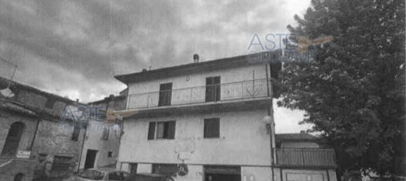 Apartamento de 6 dormitorios en Fabriano, Italy No. 318882 4