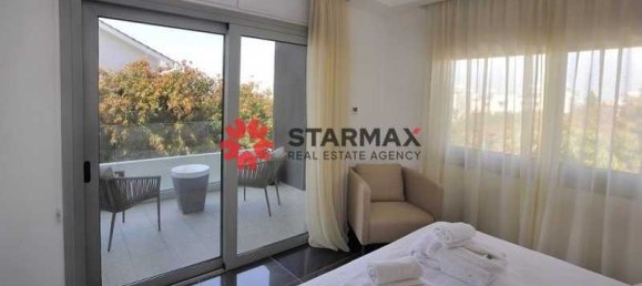 3 chambres Propriété commerciale à Pervolia, Cyprus No. 67397 10