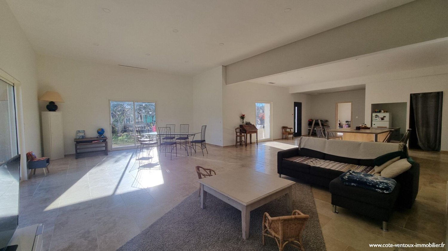 4 غرف نوم فيلا في Carpentras, France رقم 353192