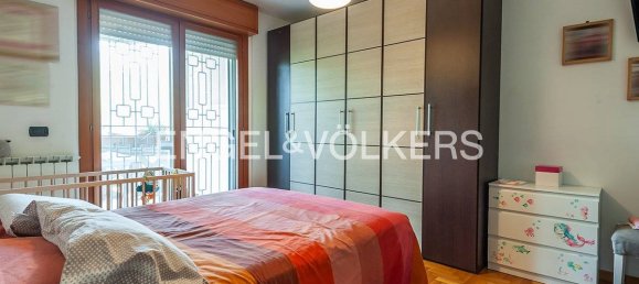 2 bedrooms Apartment in Rome, Italy No. 311811 4