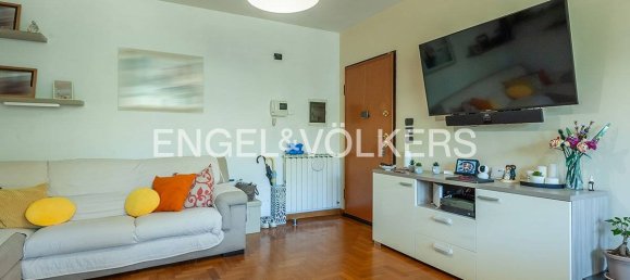 2 bedrooms Apartment in Rome, Italy No. 311811 3