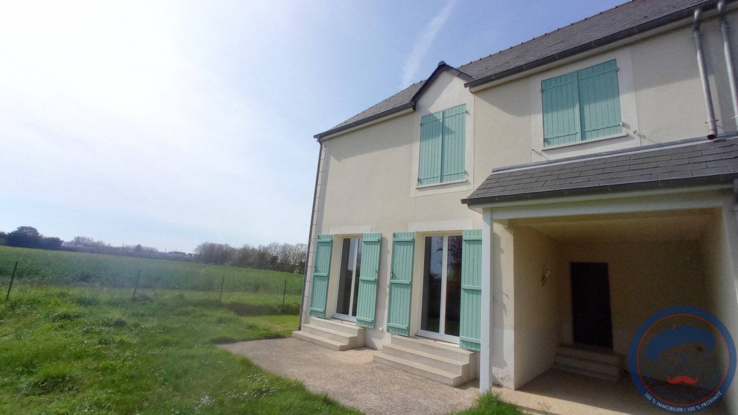 4 غرف نوم منزل في La Ville-aux-Dames, France رقم 81956