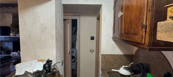 4-salle Appartement à Massa e Cozzile, Italy No. 286158 6