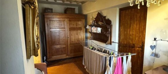 4-salle Appartement à Massa e Cozzile, Italy No. 286158 16