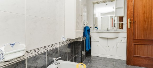 4 bedrooms Apartment in Madrid, Spain No. 137613 21